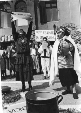 Fotografía Aquelarre Feminista por el NO  6